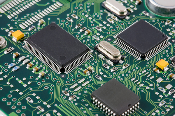 how does a circuit board work